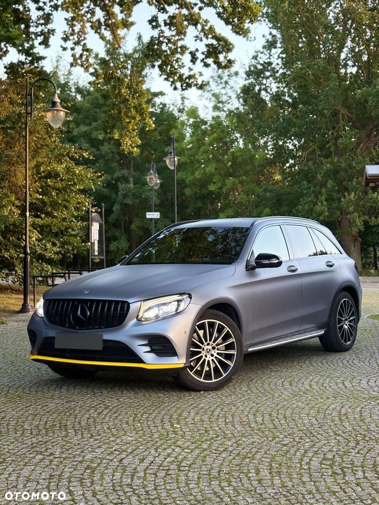 Mercedes-Benz GLC - 1