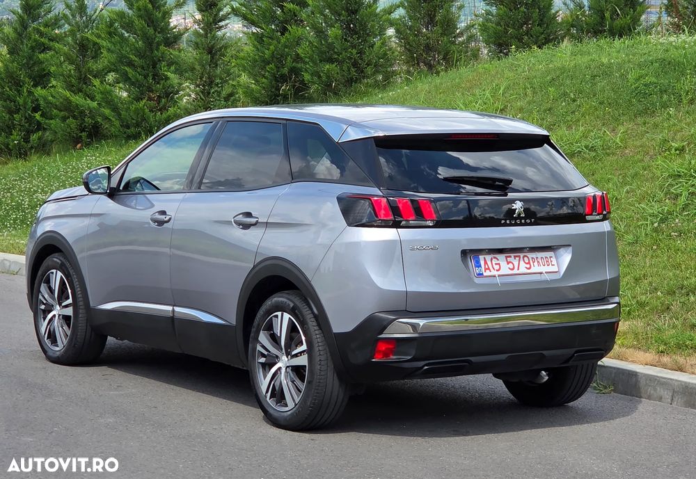 Peugeot 3008 PureTech 130 Stop & Start GPF EAT8 Allure - 8