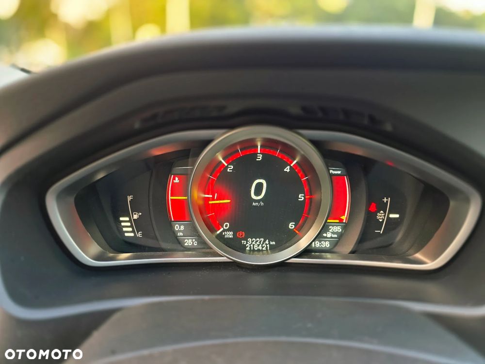 Volvo V40 - 28