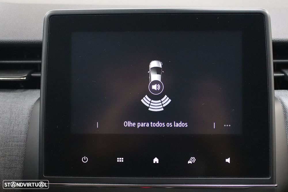 Renault Clio 1.0 TCe Evolution - 11