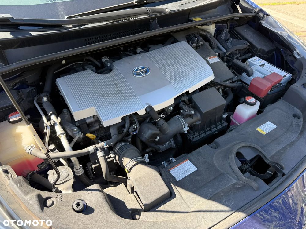 Toyota Prius Hybrid - 15