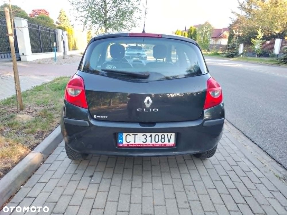 Renault Clio - 4