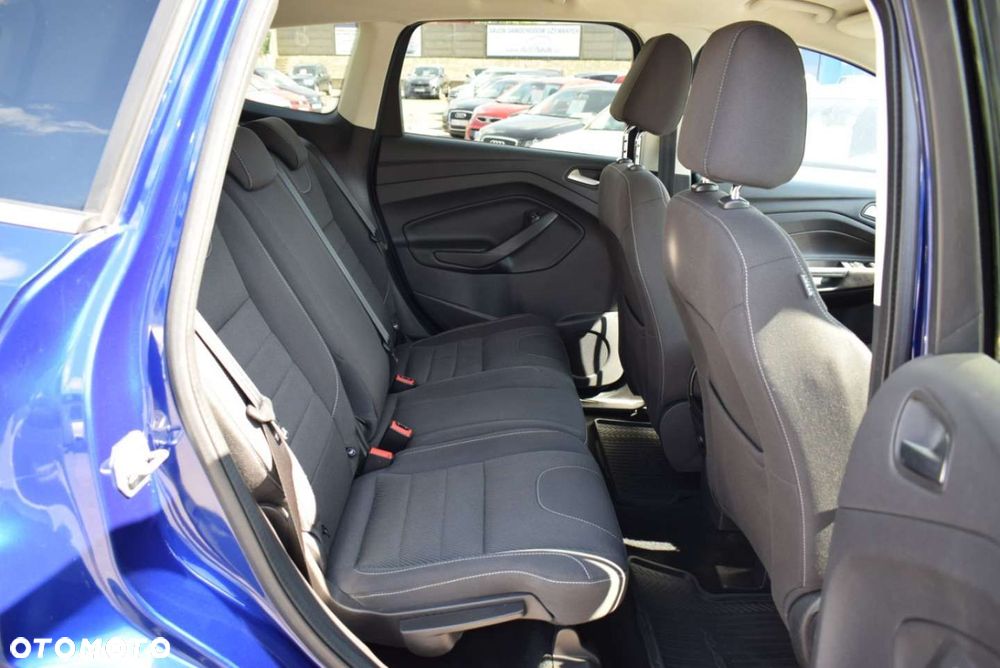 Ford Kuga - 23