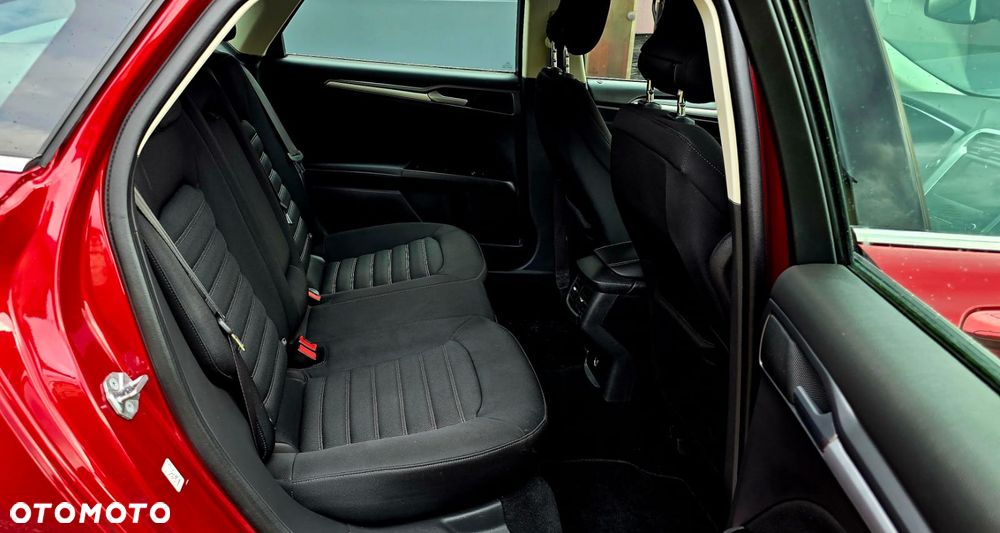 Ford Mondeo - 22