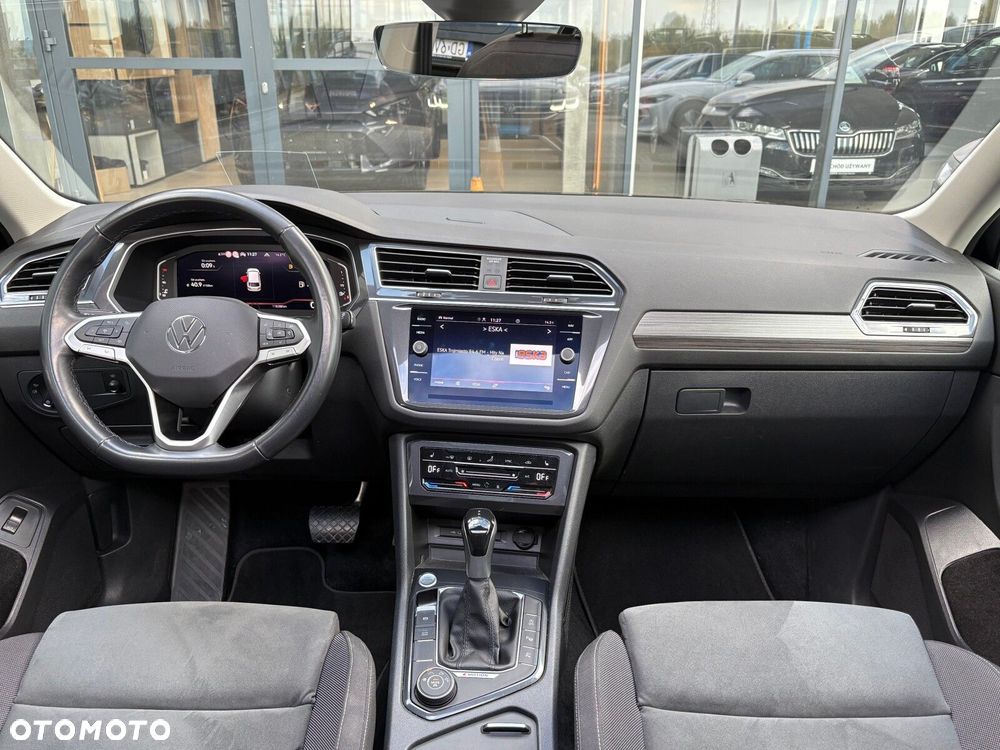 Volkswagen Tiguan Allspace - 11