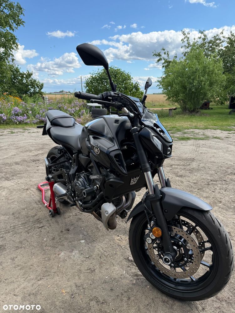 Yamaha MT - 6