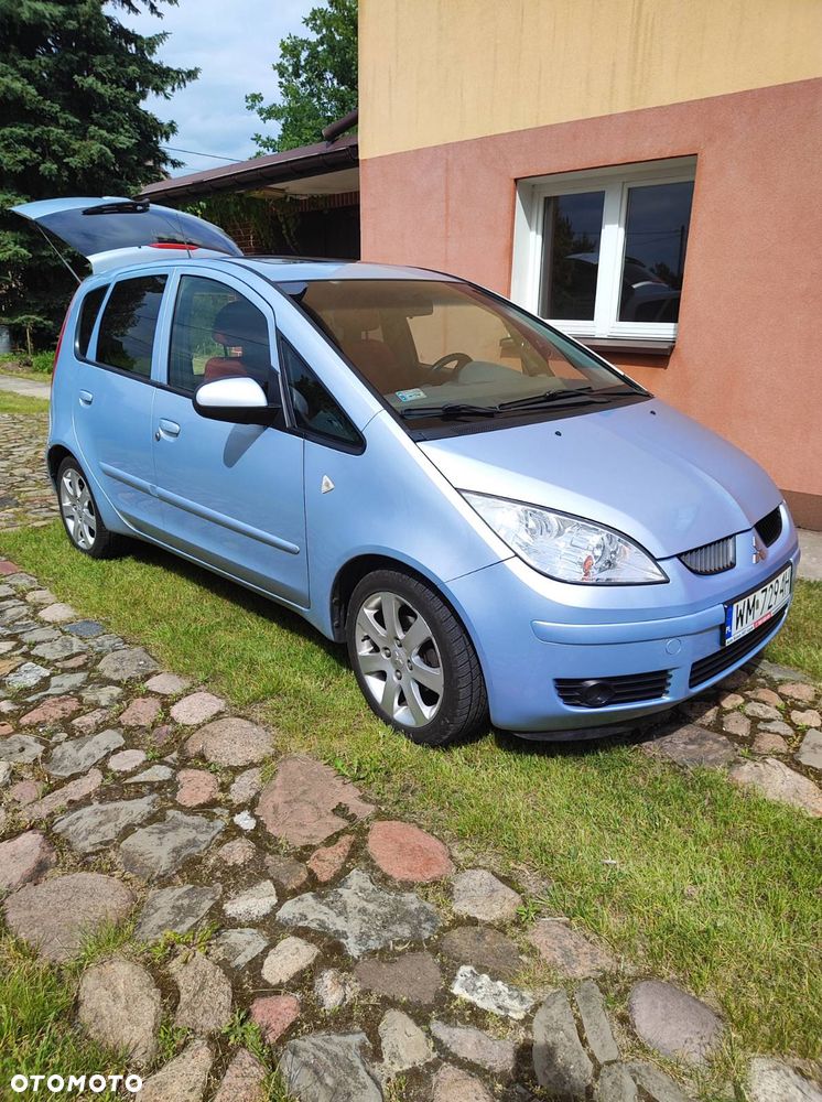 Mitsubishi Colt 1.5 Invite - 18
