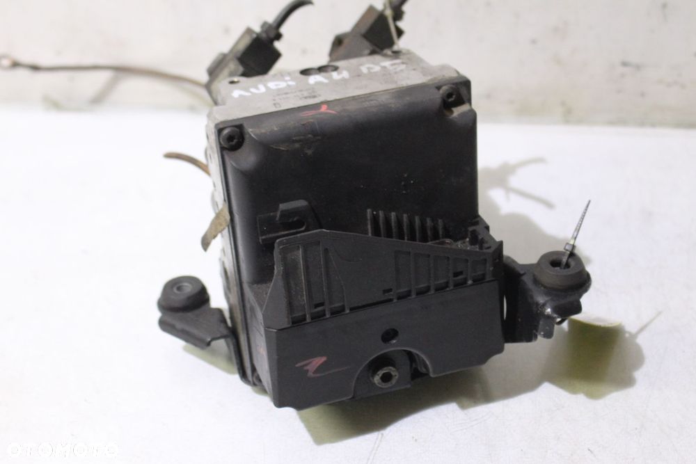 POMPA ABS AUDI A4 B5 - 8