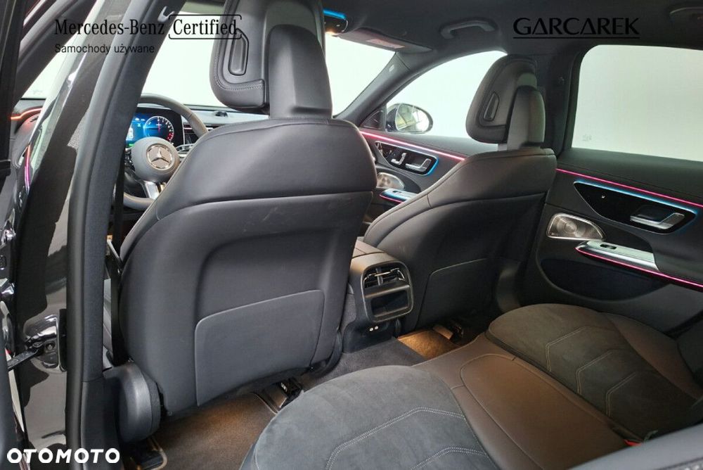 Mercedes-Benz Klasa E - 22