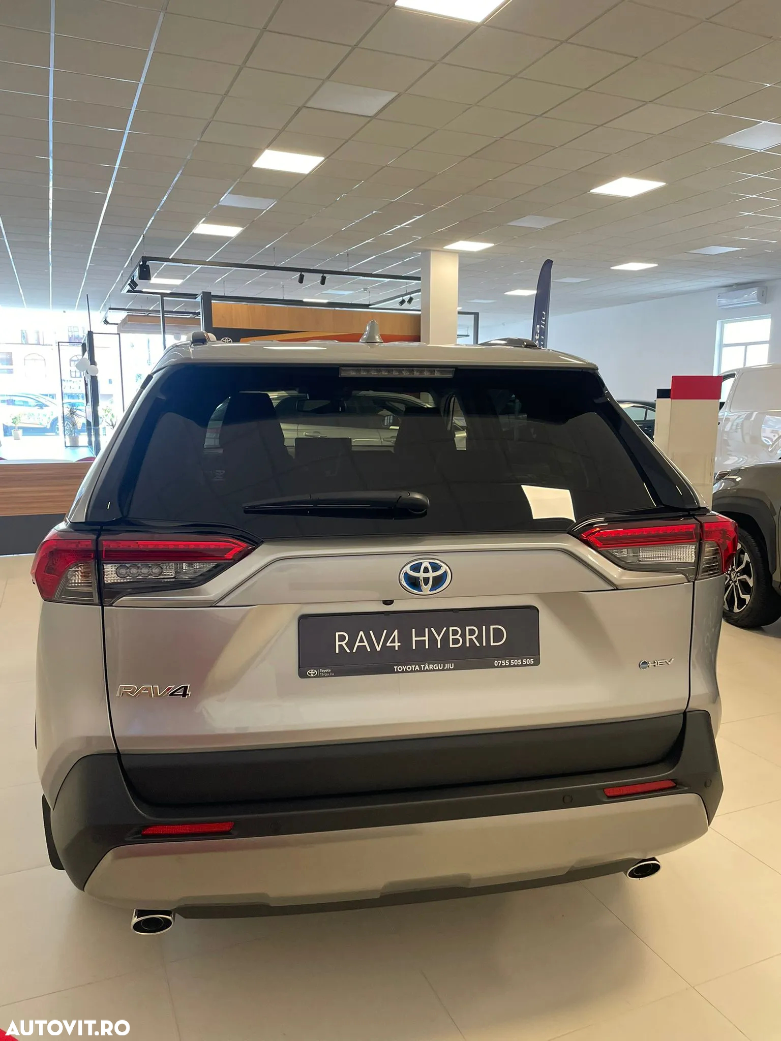 Toyota RAV4 2.5 Hybrid VVT-iE 4x4 Dynamic - 4
