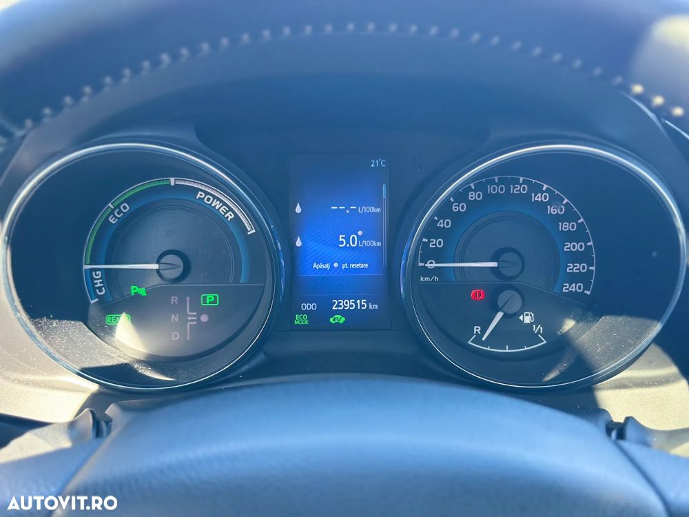 Toyota Auris 1.8 L VVT-i Sol+ - 18