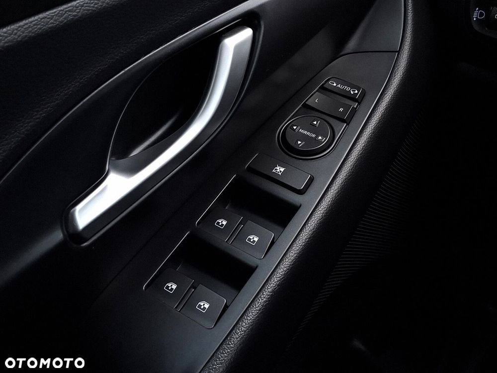 Hyundai i30 1.0 T-GDI Smart DCT - 17