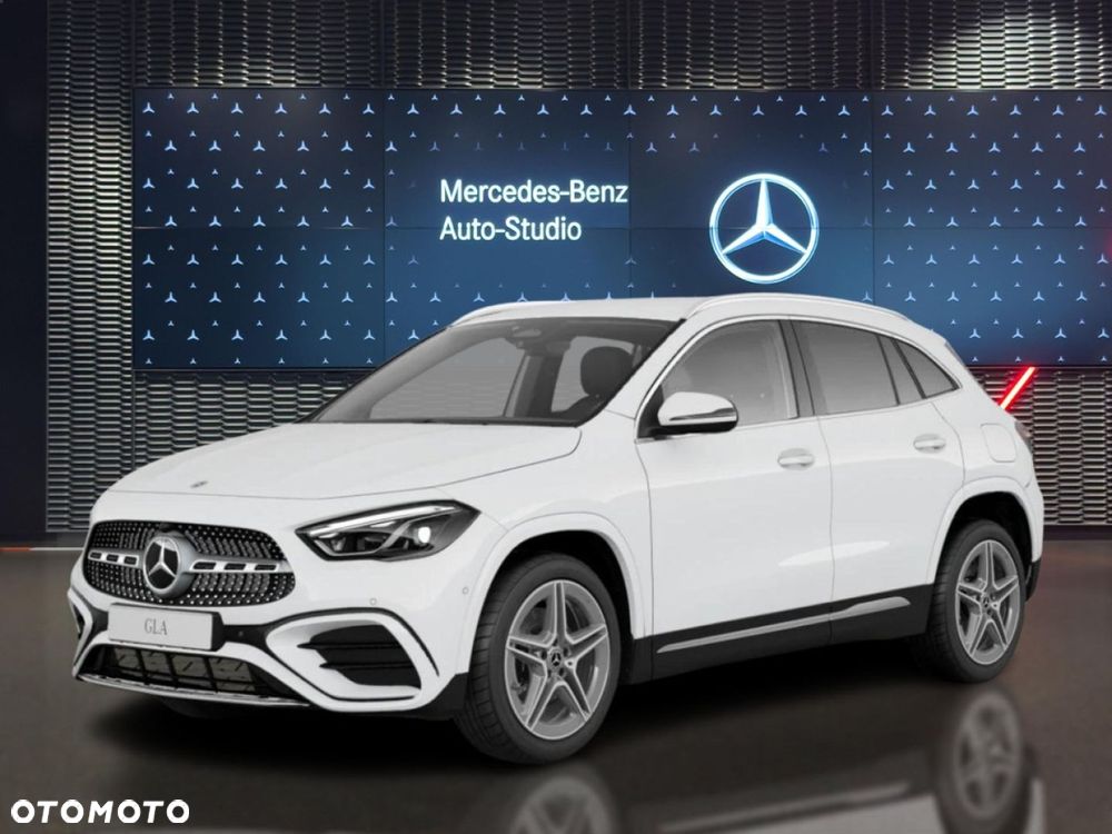 Mercedes-Benz GLA - 1