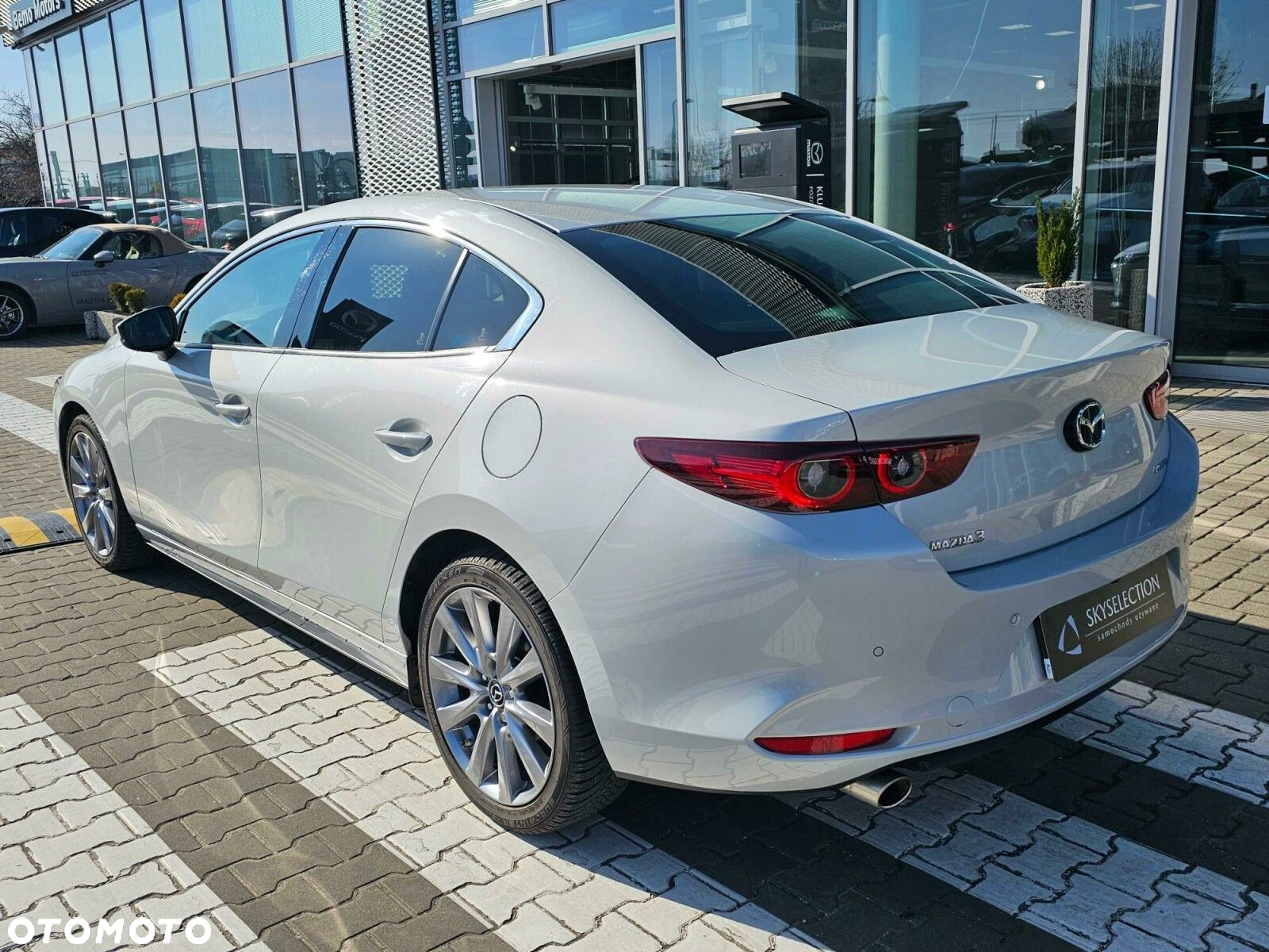 Mazda 3 - 7