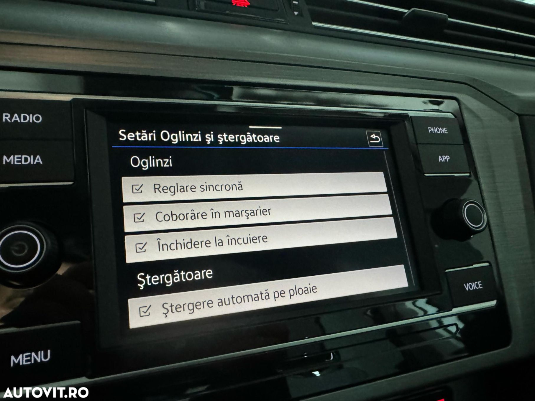 Volkswagen Passat 2.0 TDI DSG Advance - 26