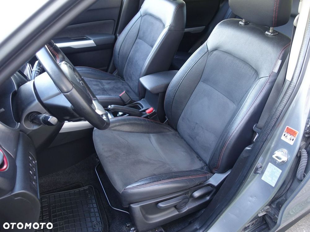 Suzuki Vitara - 16