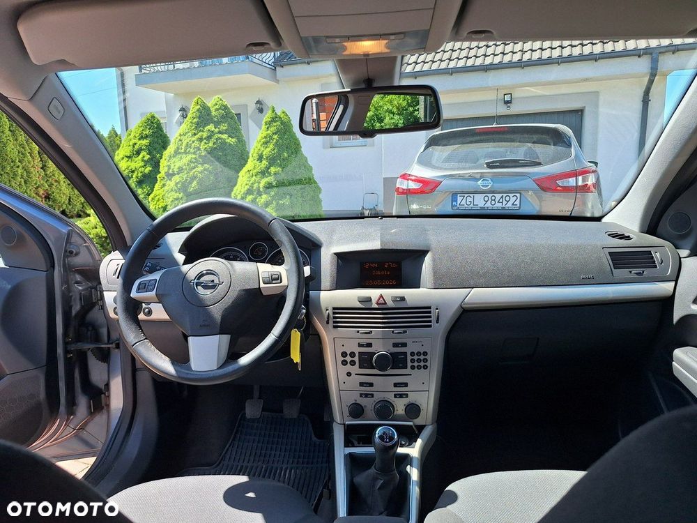 Opel Astra - 33