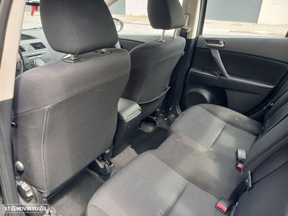 Mazda 3 Sedan MZ-CD 1.6 Exclusive Plus - 7