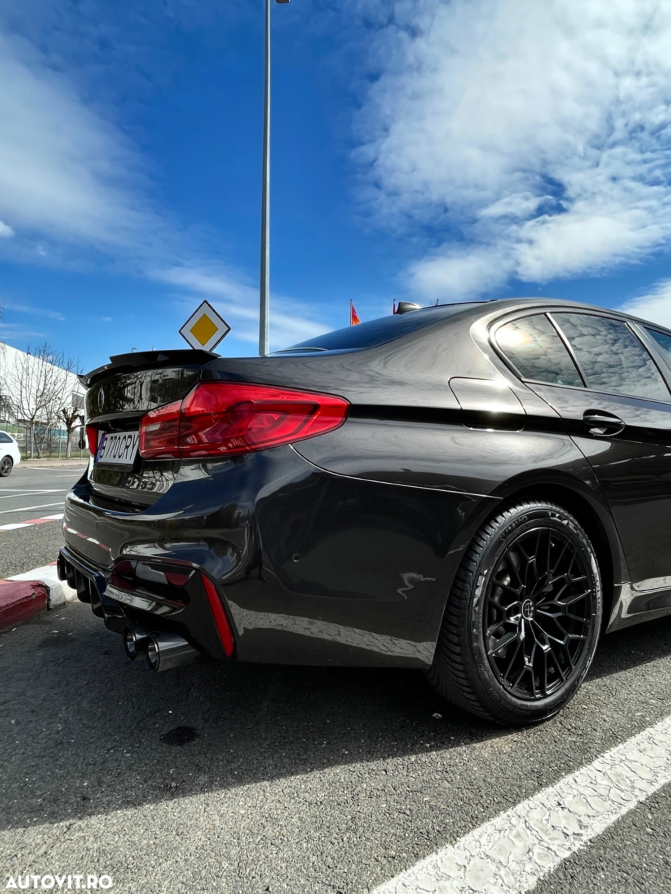 BMW Seria 5 520i AT - 2