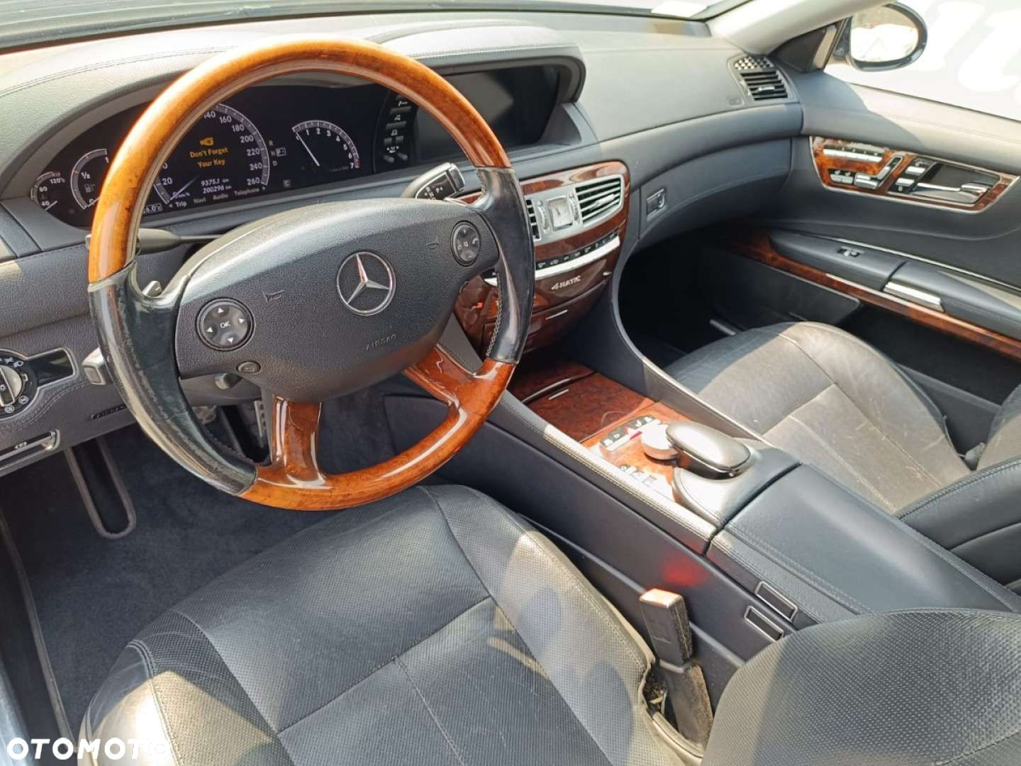 Mercedes-Benz CL - 28