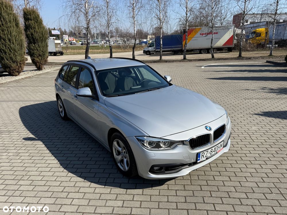 BMW Seria 3 318i Advantage - 7