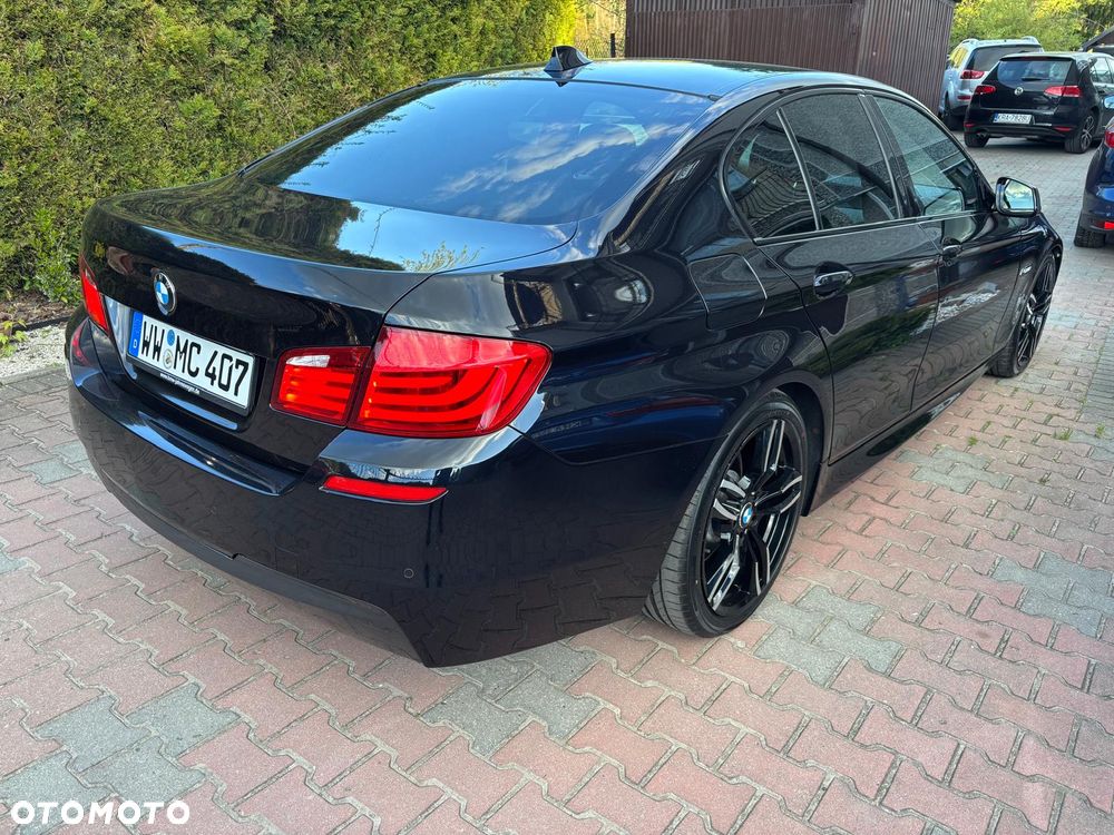 BMW Seria 5 520d Sport-Aut - 31