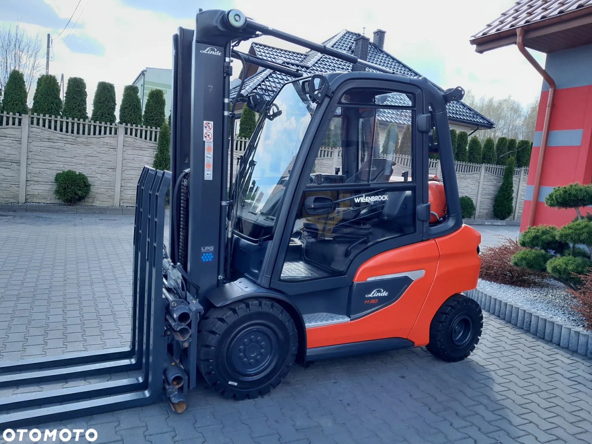 Linde H30T-01 - 1