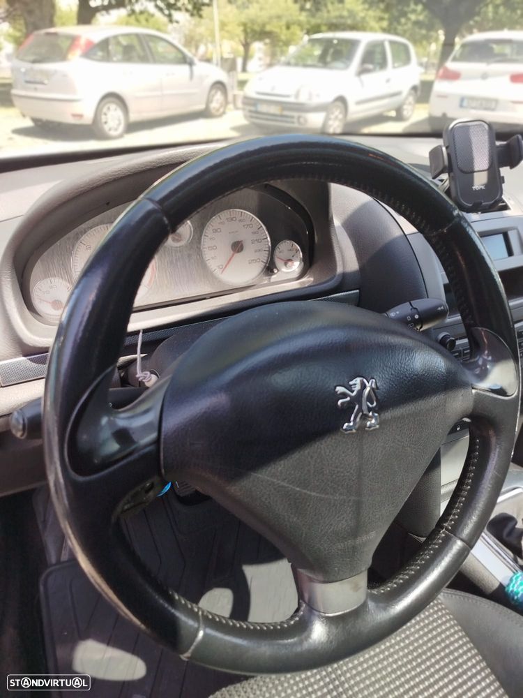 Peugeot 407 SW 2.0 HDi Executive - 12