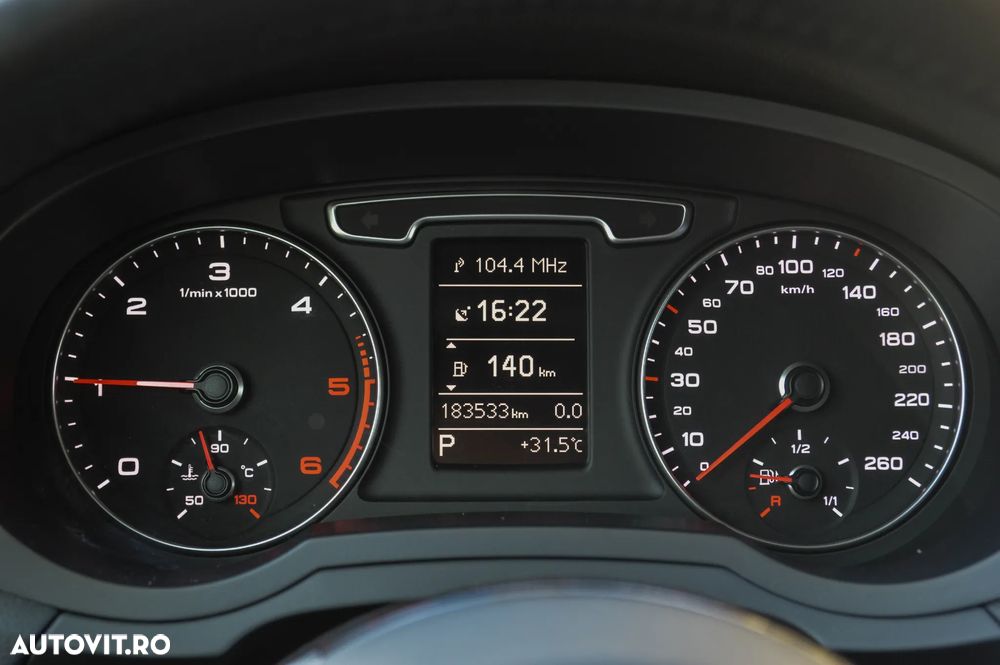 Audi Q3 2.0 TDI Quattro S tronic - 6