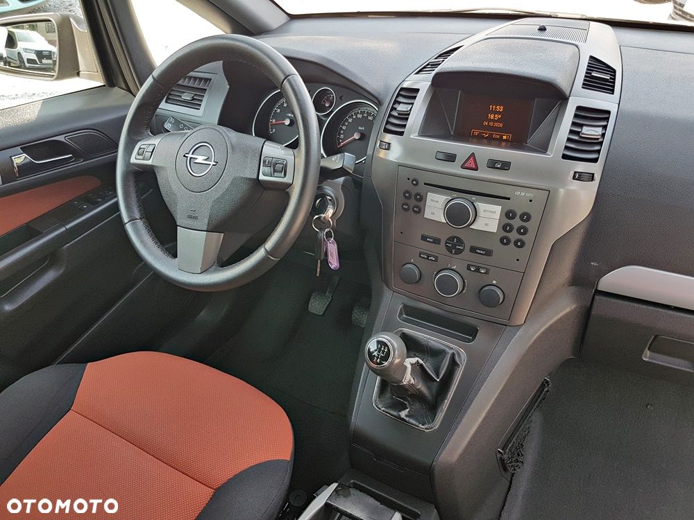 Opel Zafira 1.8 Innovation - 31