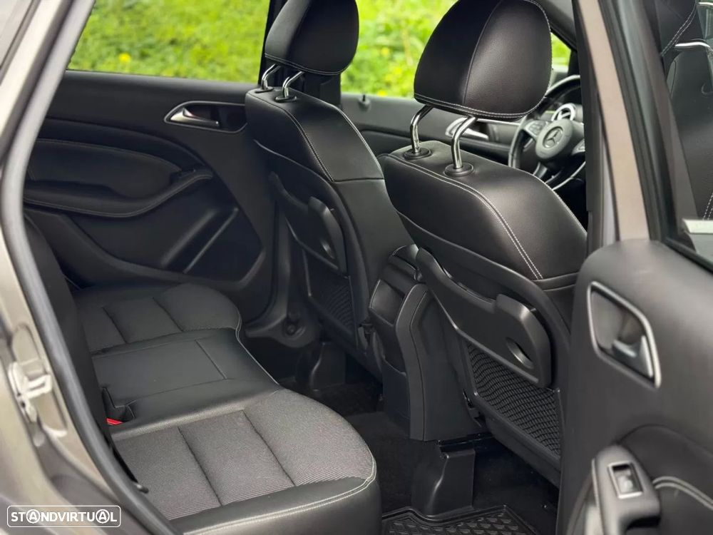 Mercedes-Benz B 200 CDI Urban - 43