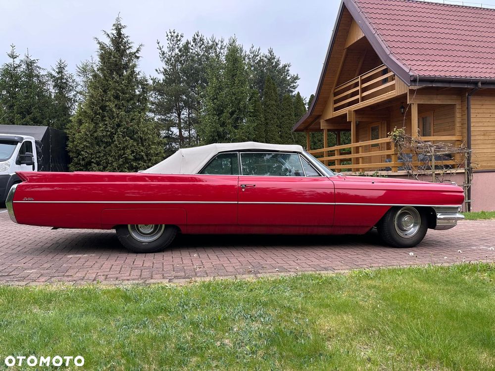 Cadillac Deville - 1