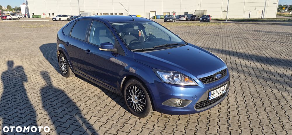 Ford Focus 1.6 16V Ambiente - 1