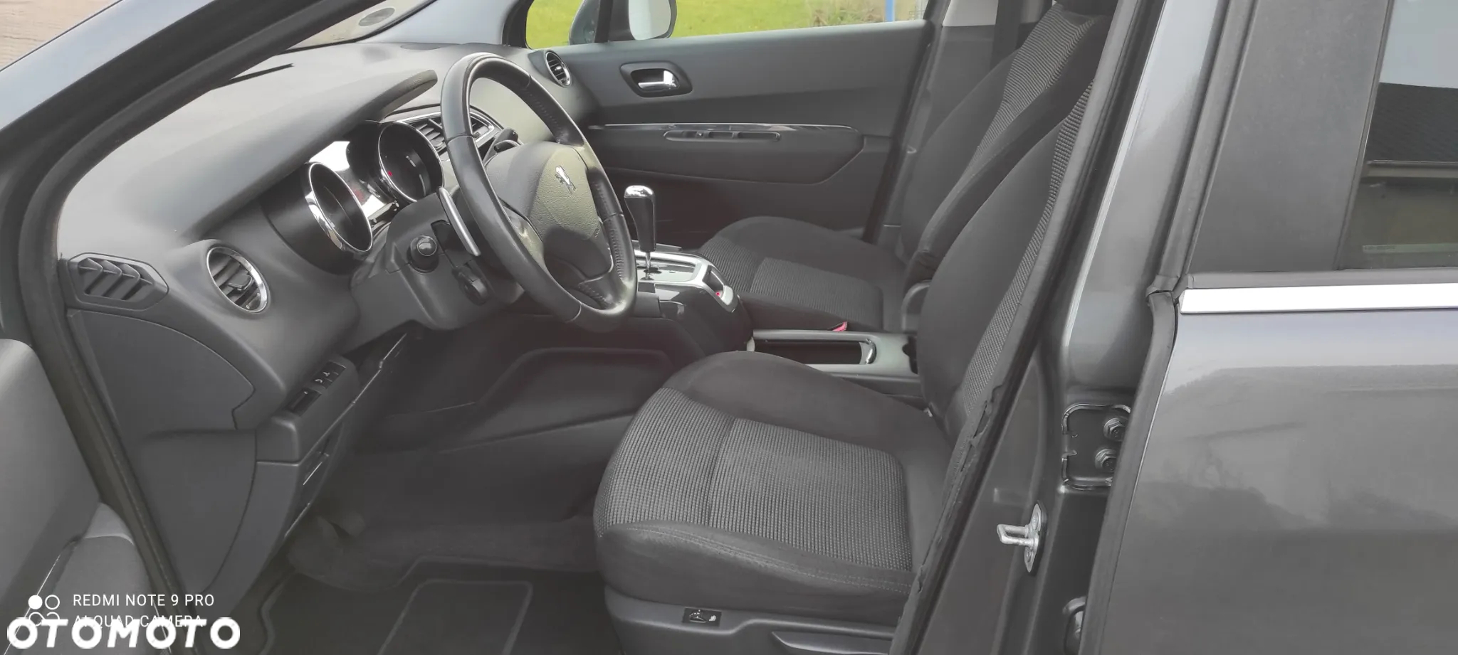 Peugeot 5008 HDI FAP 110 EGS6 Premium - 7