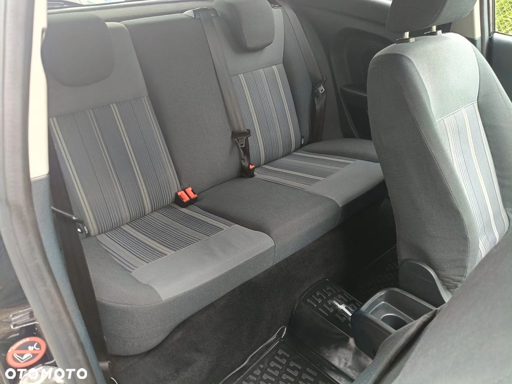 Ford Fiesta - 20