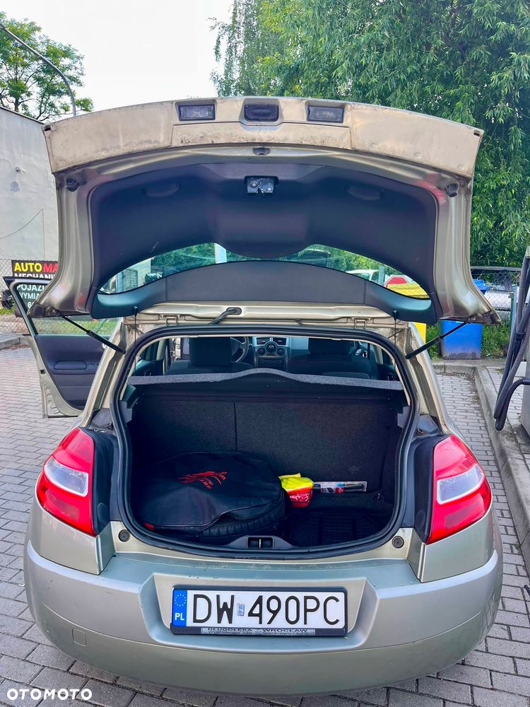 Renault Megane - 24