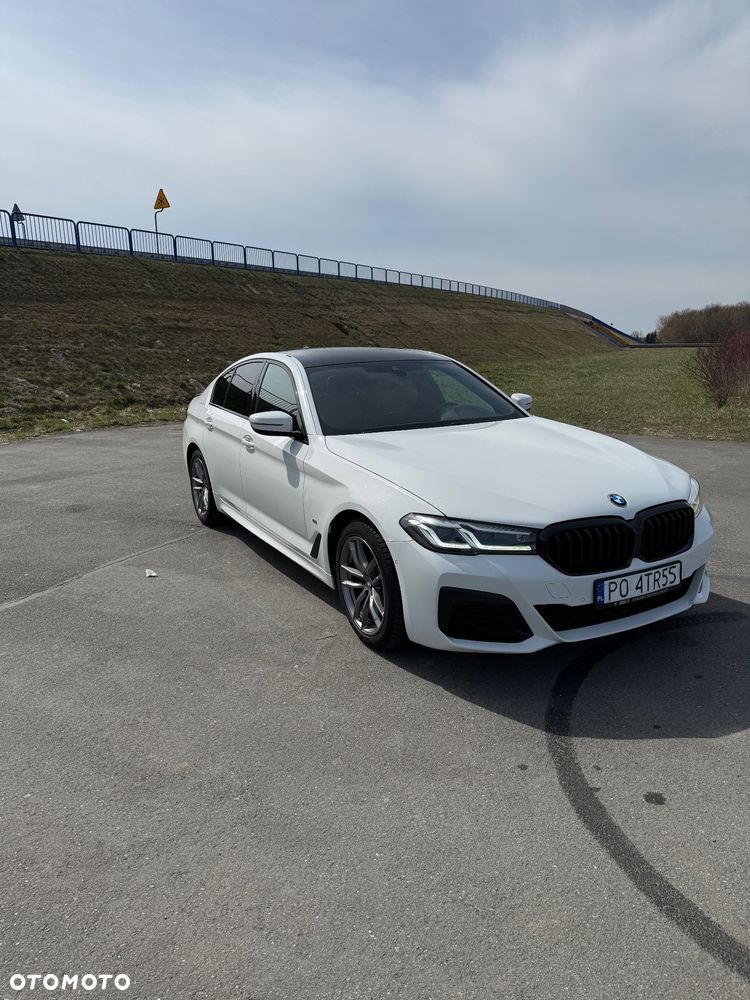 BMW Seria 5 520d xDrive M Sport sport - 2