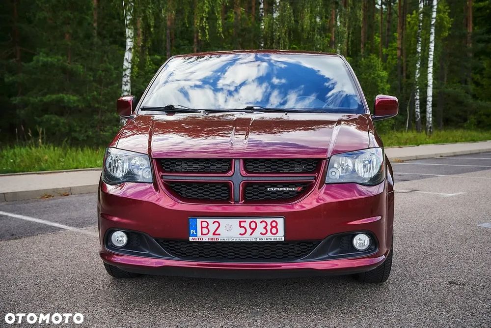 Dodge Grand Caravan - 40