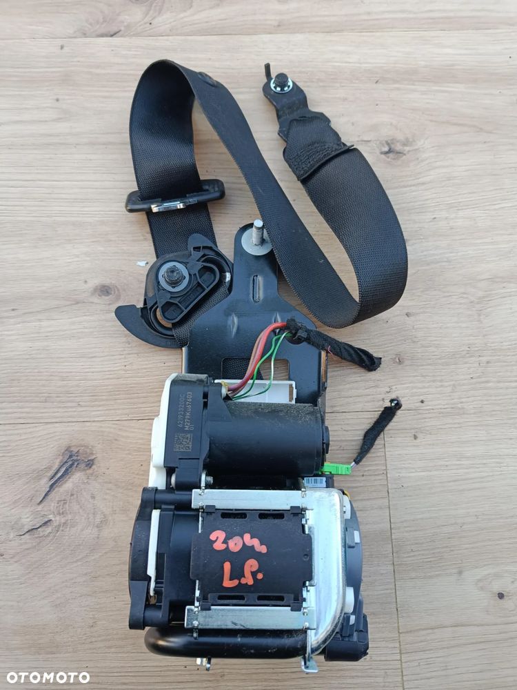 MERCEDES W204 LIFT PAS LEWY PRZEDNI PRZÓD A2048602385