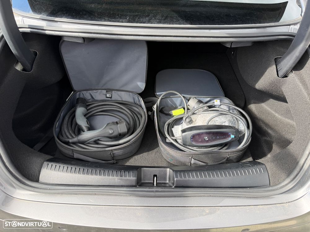 Mercedes-Benz CLA 250 e 8G-DCT Progressive Line Advanced - 29