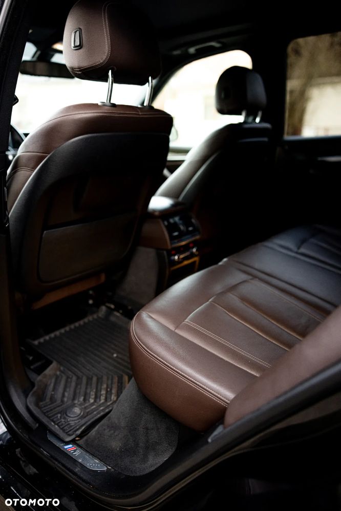 BMW X5 xDrive35i - 17