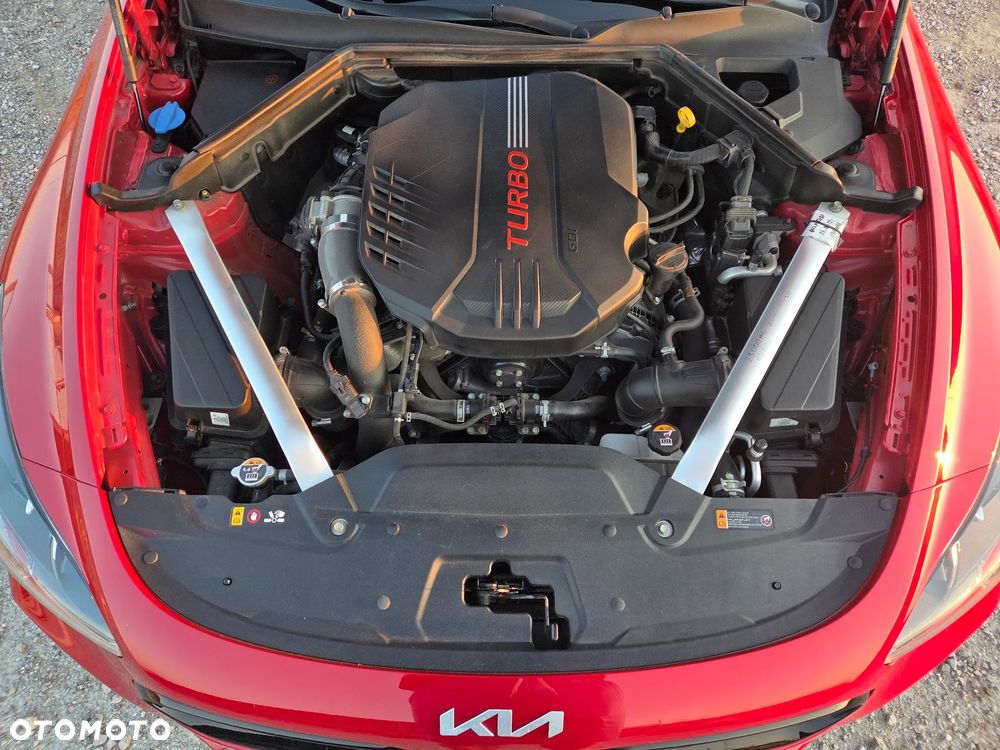 Kia Stinger 3.3 T-GDI V6 GT AWD - 24