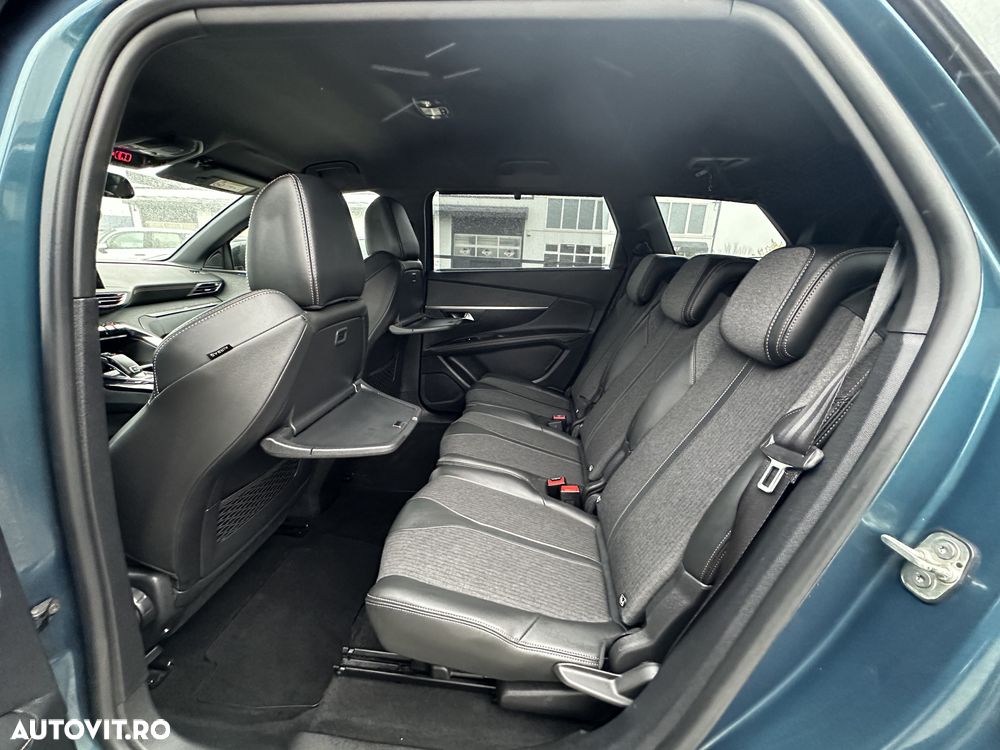 Peugeot 5008 BlueHDI 130 EAT8 GT - 12