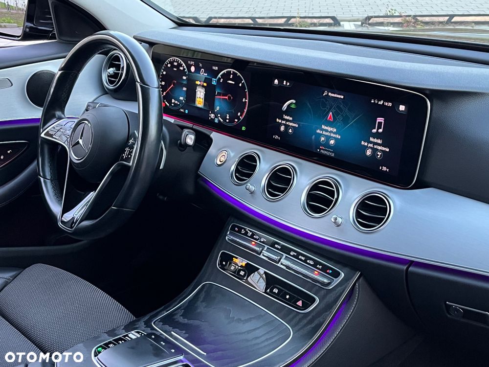 Mercedes-Benz Klasa E 220 d 4-Matic AMG - 26