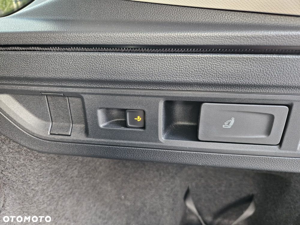 Volkswagen Passat - 14