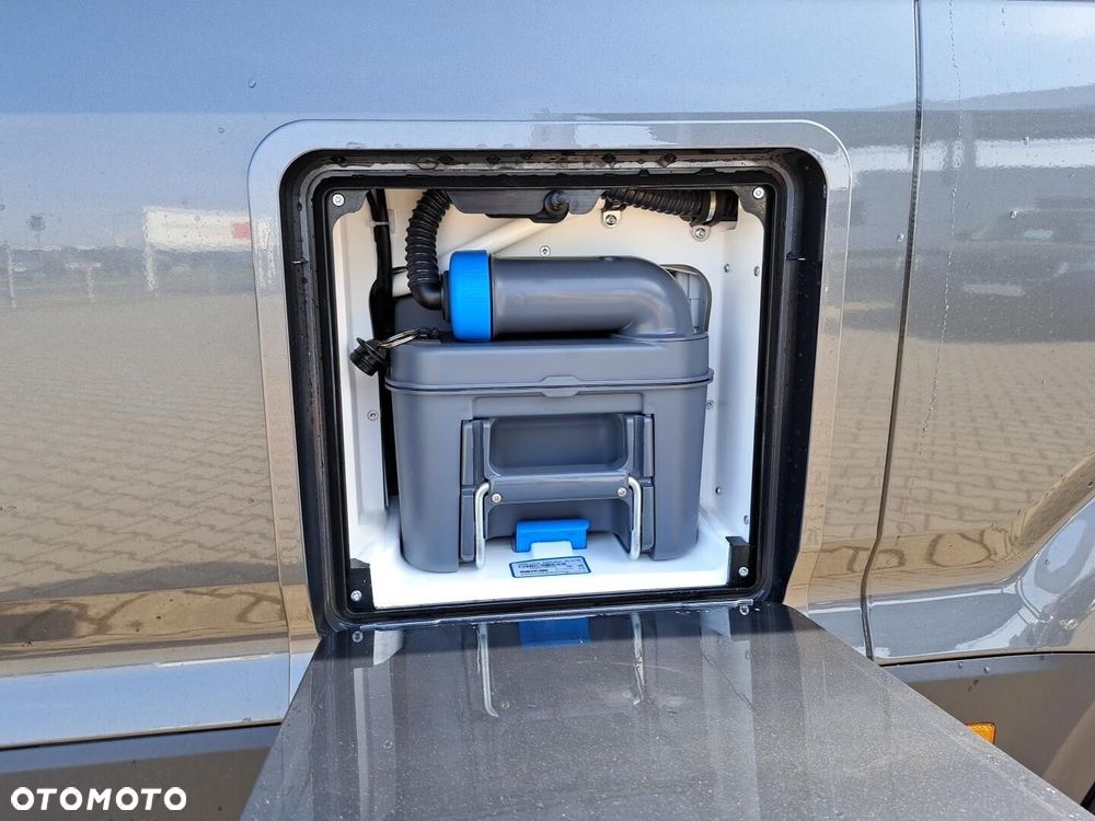 Volkswagen Grand California Grand California 600 DMC 3500kg silnik: 2,0 l TDI EURO VI-e SCR / 163KM/skrzynia biegów: Przedni napęd automatyczna 8-biegowa rozstaw osi: 3640 mm - 22