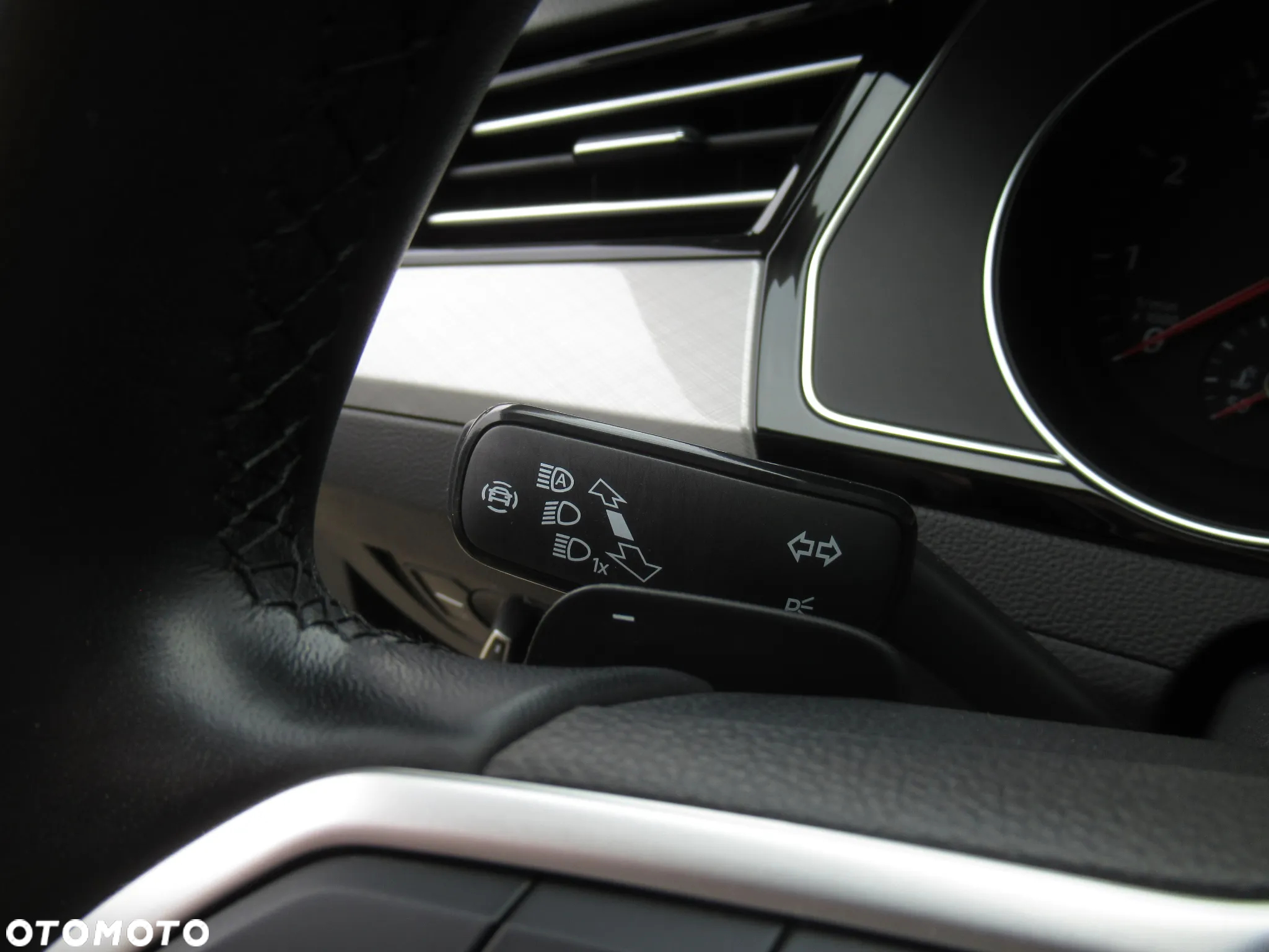 Volkswagen Passat 2.0 TSI Business DSG - 13