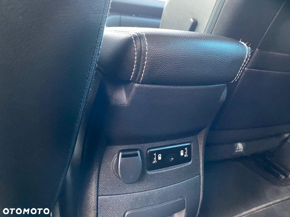 Renault Scenic ENERGY dCi 130 INITIALE PARIS - 11