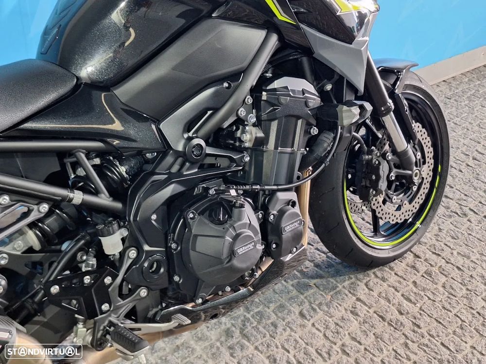 Kawasaki Z 900 - 3