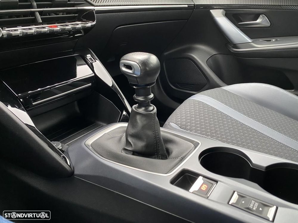 Peugeot 2008 1.5 BlueHDi Allure - 22